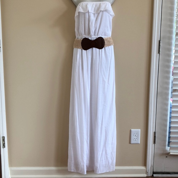 Trixxi Dresses & Skirts - TODAY ONLY $8 White Maxi Dress